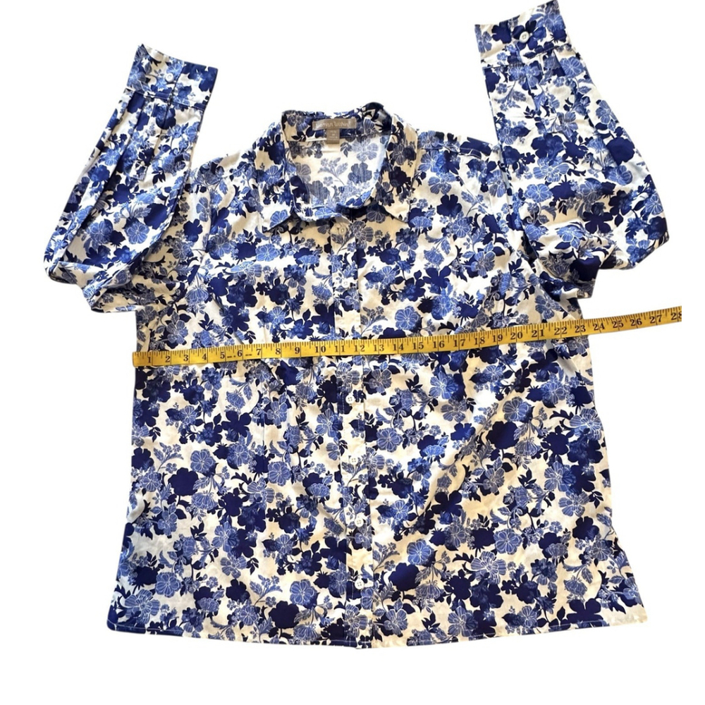 Woman Within Floral Button Shirt Size M 14 / 16 Lovely Blue & White Long Sleeves - Picture 9 of 12